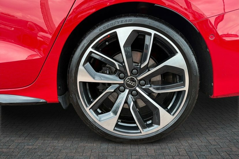 Audi S3 2.0 Tfsi Black Edition Saloon S Tronic Red #5