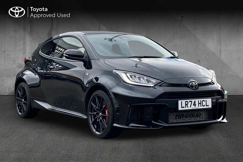 Toyota Yaris 1.6T Gr Hatchback Dat8 Awd 280 Ps Black