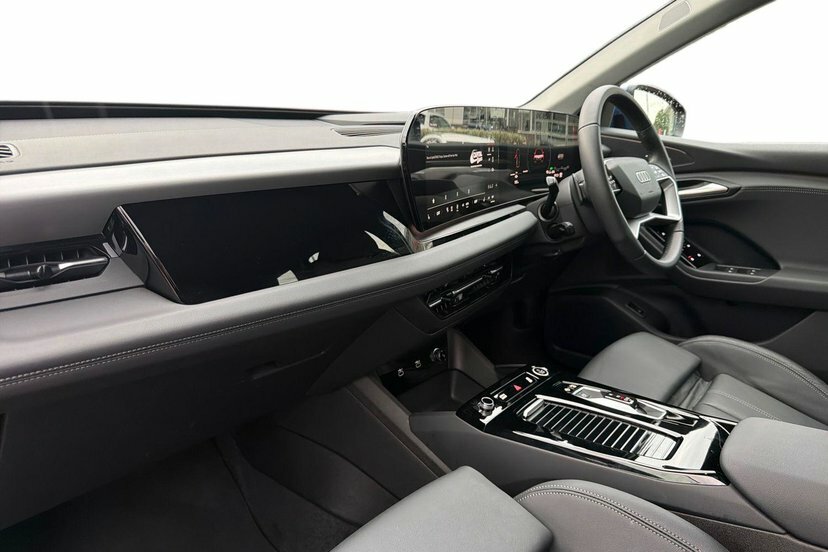 Audi Q6 E-Tron 100Kwh Sport Suv Quattro 388 Ps Blue #2