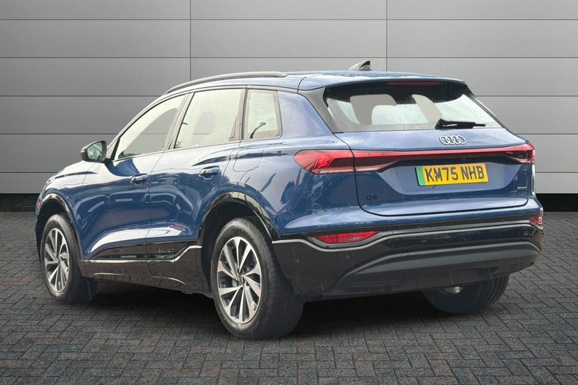 Audi Q6 E-Tron 100Kwh Sport Suv Quattro 388 Ps Blue #3