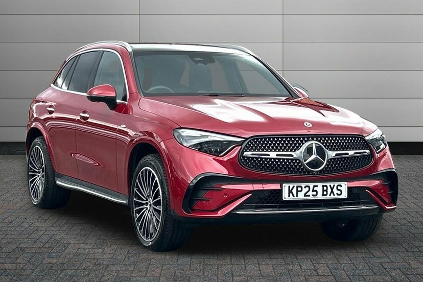 Mercedes-Benz GLC Class 2.0 Glc300e 31.2Kwh Amg Line Premium Plus G-tron Red