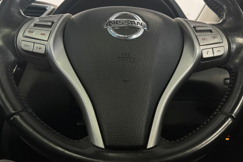 Nissan Qashqai Hatchback Blue #19
