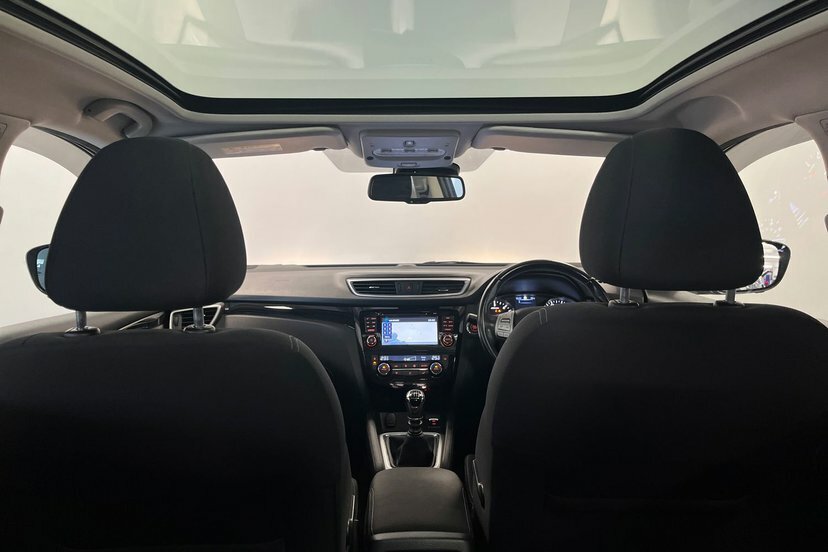 Nissan Qashqai Hatchback Blue #23