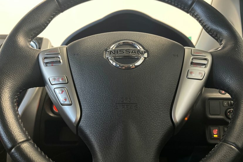 Nissan Note Acenta Premium Black #19