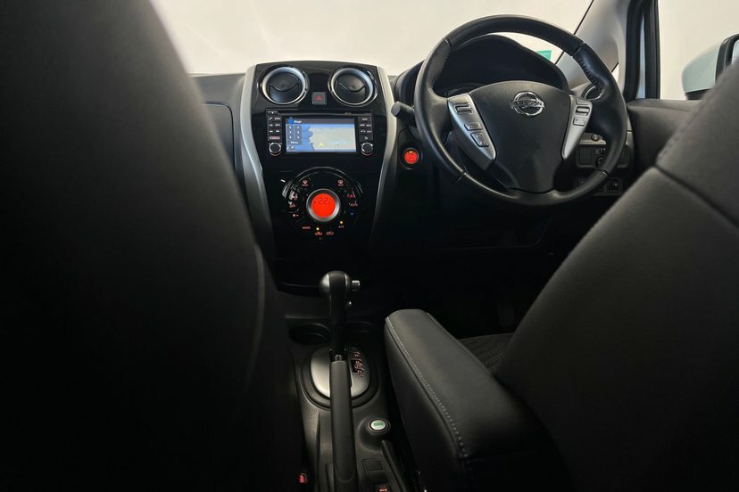 Nissan Note Acenta Premium Black #21