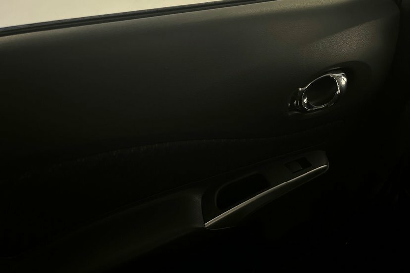 Nissan Note Acenta Premium Black #22