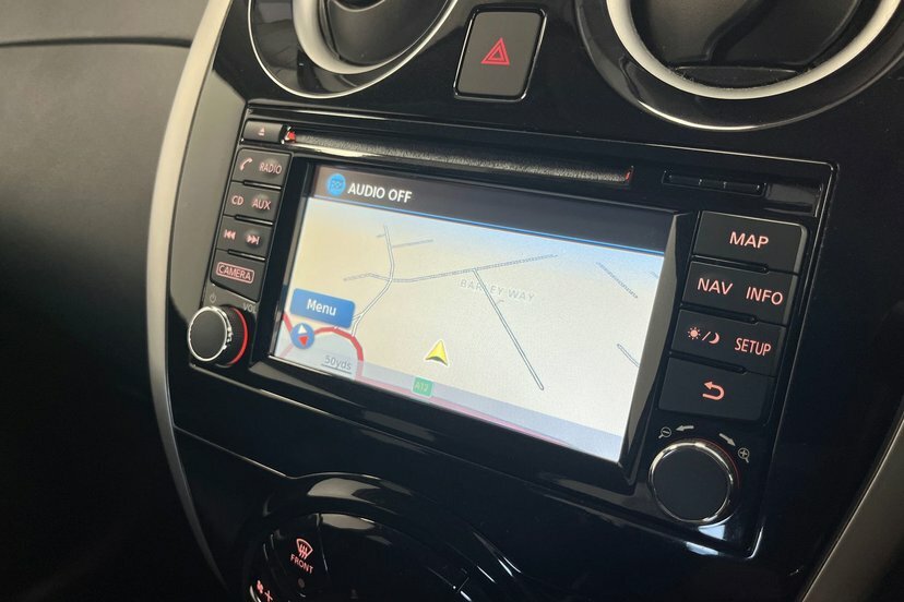 Nissan Note Acenta Premium Black #17