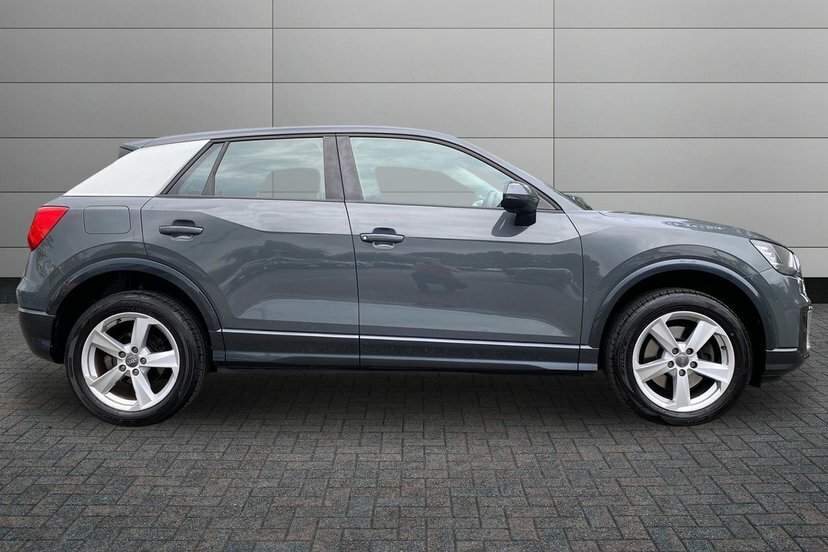 Audi Q2 1.4 Tfsi Cod Sport Suv S Tronic 150 Ps DF67WBO Grey #4