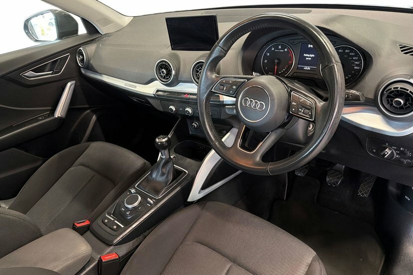 Audi Q2 1.0 Tfsi 30 Sport Suv 116 Ps Grey #6