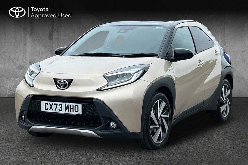 Toyota Aygo X 1.0 Vvt-i Exclusive Hatchback 7 Black #3