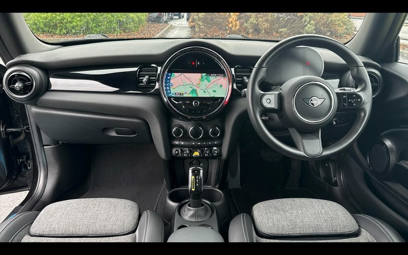 Mini Hatch Level 2 Black #4