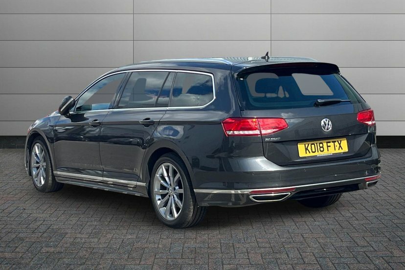 Volkswagen Passat 2.0 Tsi R-line Estate Dsg 220 Ps Grey #3