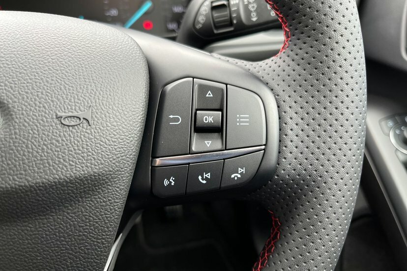 Ford Focus 1.0 Ecoboost Hybrid Mhev 155 St-line Edition White #16