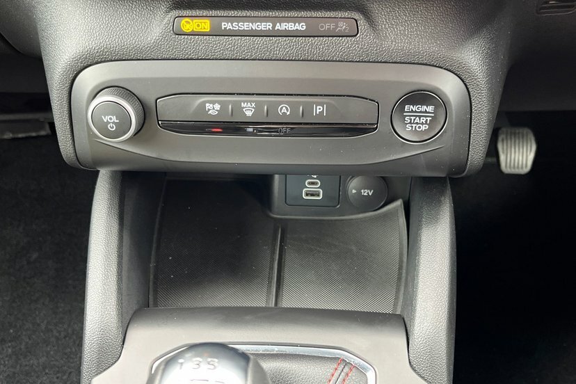 Ford Focus 1.0 Ecoboost Hybrid Mhev 155 St-line Edition White #20