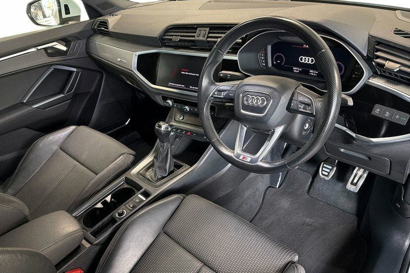 Audi Q3 1.5 Tfsi Cod 35 S Line Suv 150 EY21WZT White #6