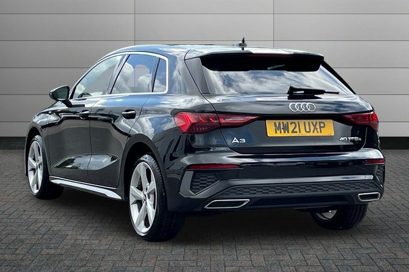 Audi A3 1.4 Tfsie 40 S Line Sportback Plug-in H Black #3