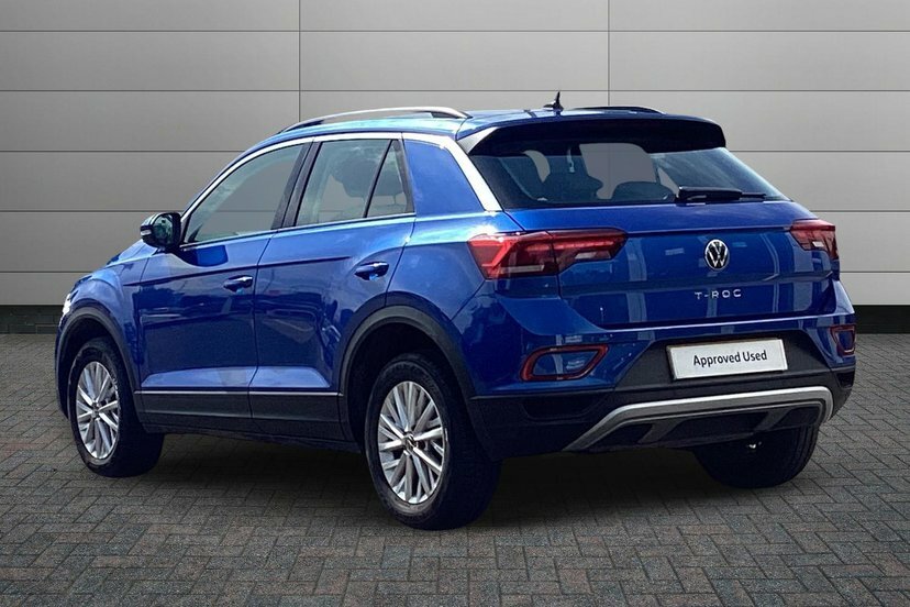 Volkswagen T-Roc 1.5 Tsi Life Suv 150 Ps Blue #3