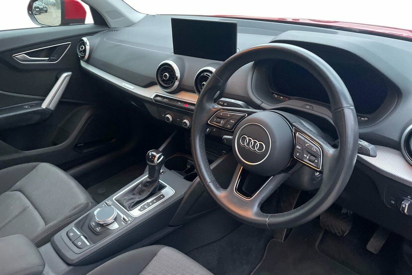 Audi Q2 1.5 Tfsi Cod 35 Sport Suv S Tronic 150 Red #6