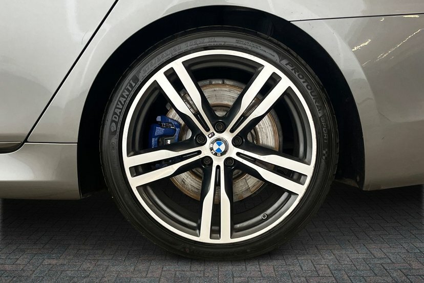 BMW 7 Series 3.0 740D M Sport Xdrive Grey #5