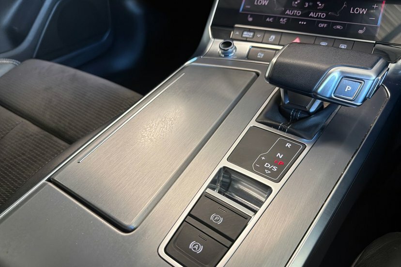 Audi A6 Avant S Line Grey #40