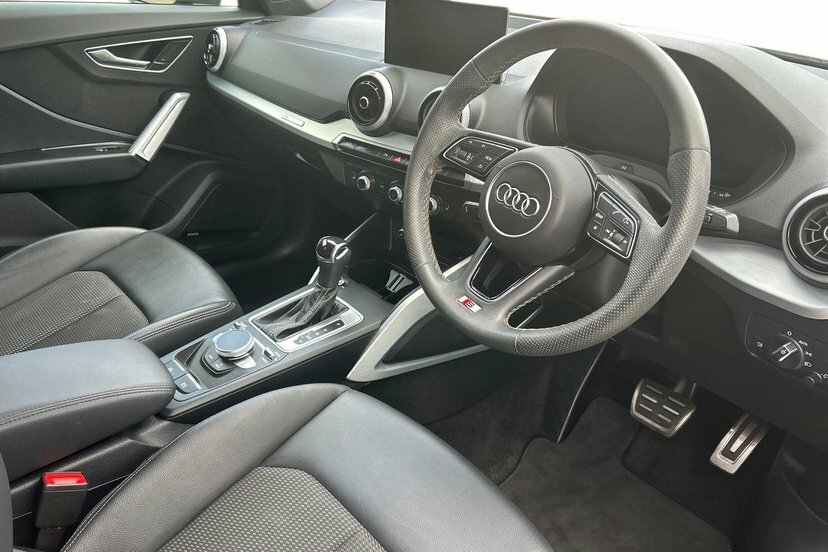 Audi Q2 1.5 Tfsi Cod 35 S Line Suv S Tronic 15 Grey #6