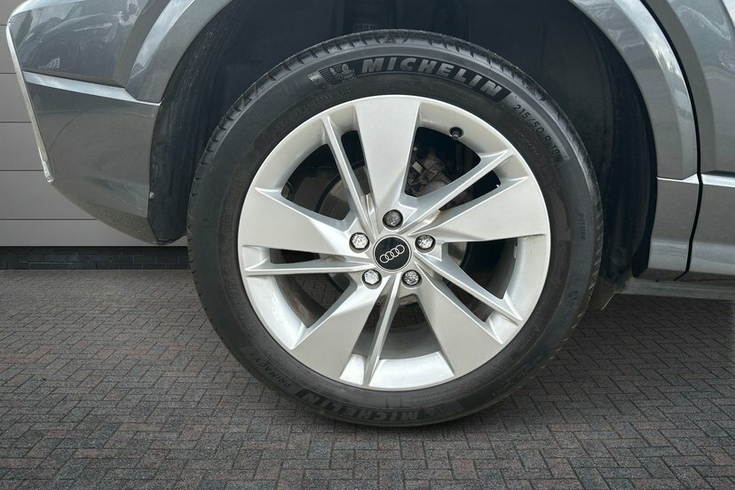 Audi Q2 1.5 Tfsi Cod 35 S Line Suv S Tronic 15 Grey #5