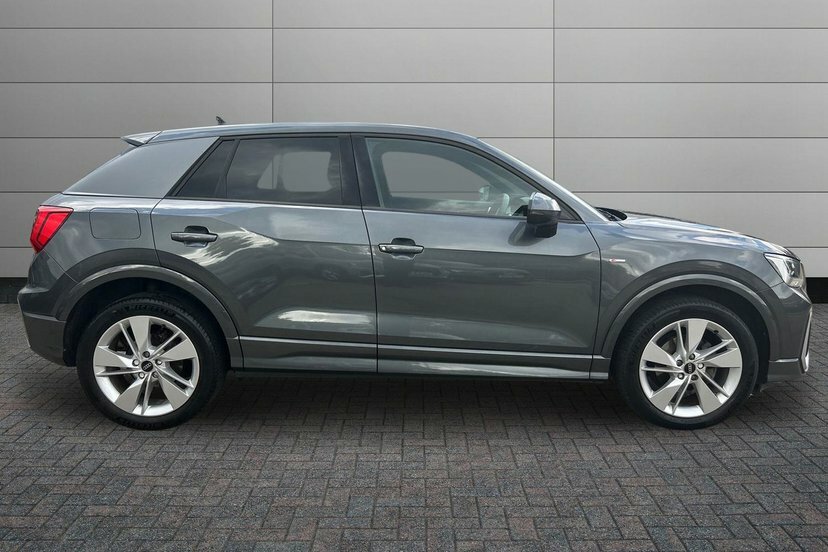 Audi Q2 1.5 Tfsi Cod 35 S Line Suv S Tronic 15 Grey #4