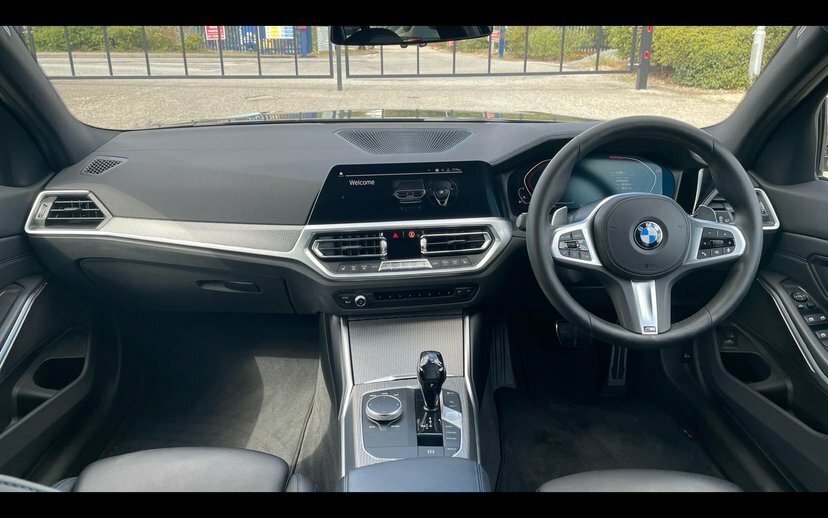 BMW 3 Series 320I M Sport Touring Black #4