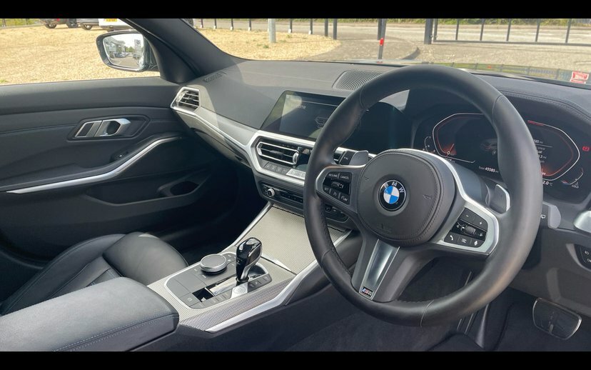 BMW 3 Series 320I M Sport Touring Black #6