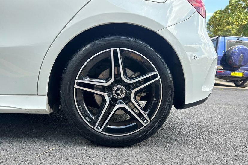 Mercedes-Benz A Class 1.3 A200h Mhev Amg Line Executive Hatchback White #4