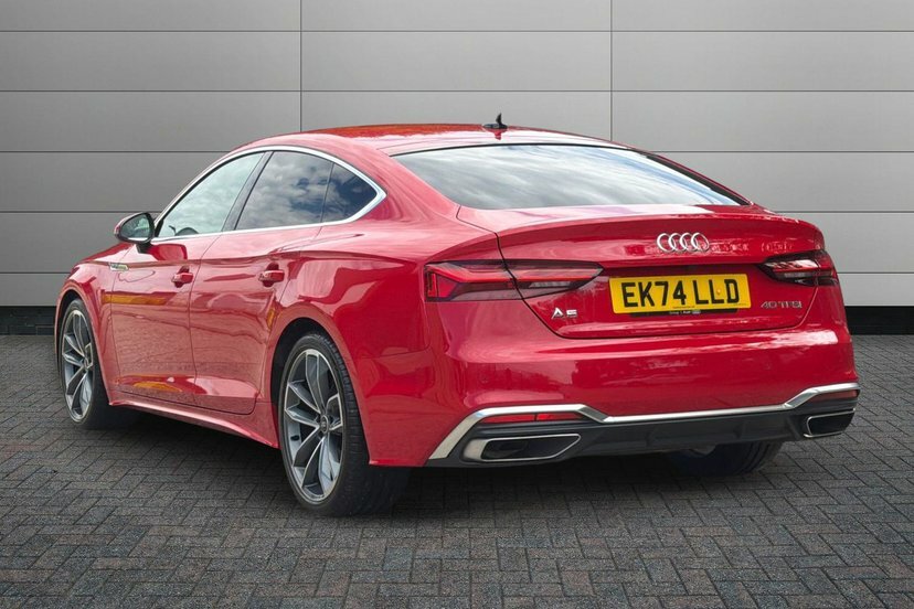 Audi A5 2.0 Tfsi 40 S Line Sportback S Tronic Red #3
