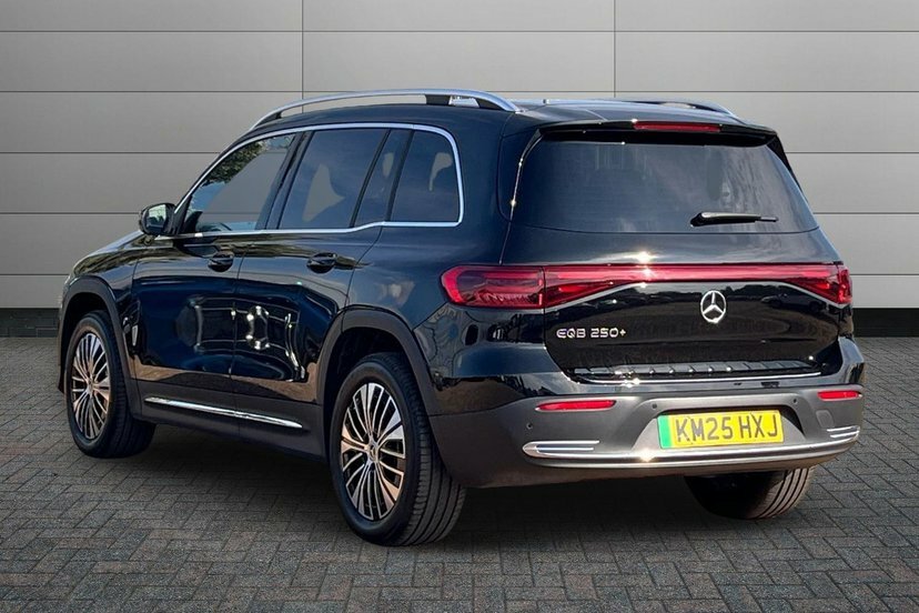 Mercedes-Benz EQB Eqb 250 70.5Kwh Sport Executive Suv Electri Black #2
