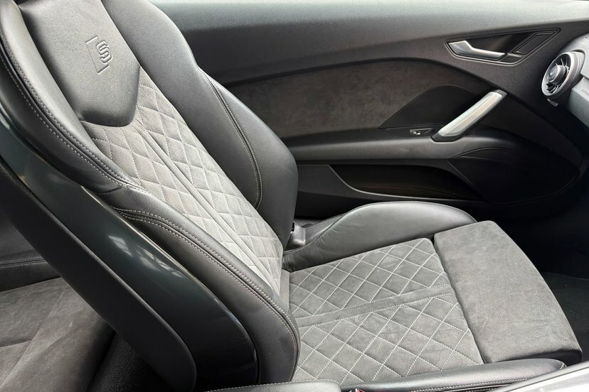 Audi TT S Line Black #33