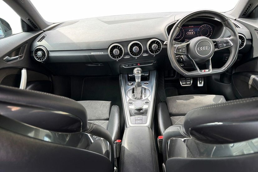 Audi TT S Line Black #9