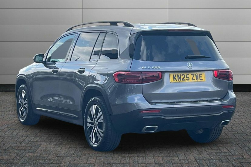 Mercedes-Benz GLB Class 1.3 Glb200h Mhev Sport Executive Suv Grey #2
