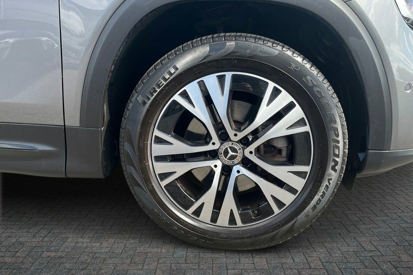 Mercedes-Benz GLB Class 1.3 Glb200h Mhev Sport Executive Suv Grey #4