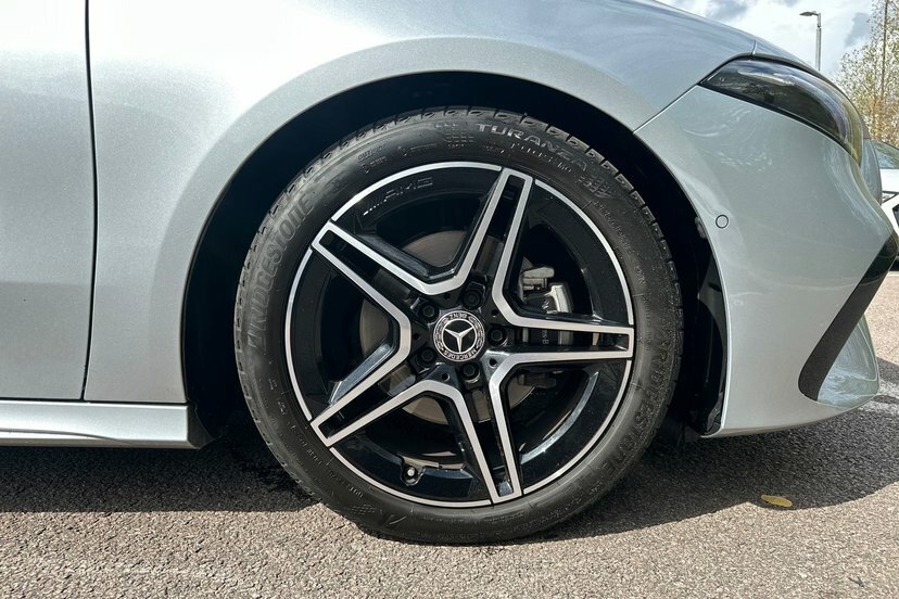 Mercedes-Benz CLA Class Cla220d Amg Line Premium Plus Coupe Silver #4