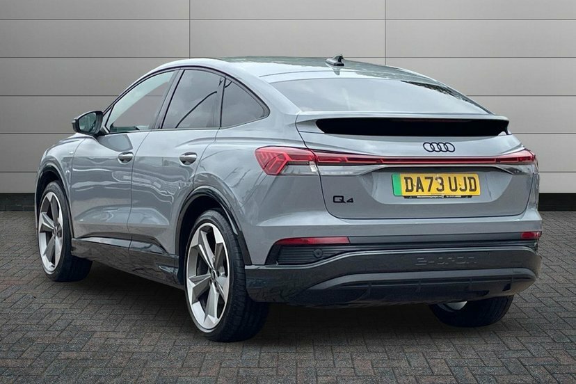 Audi Q4 E Tron 45 Black Edition Sportback 82Kwh Grey #3