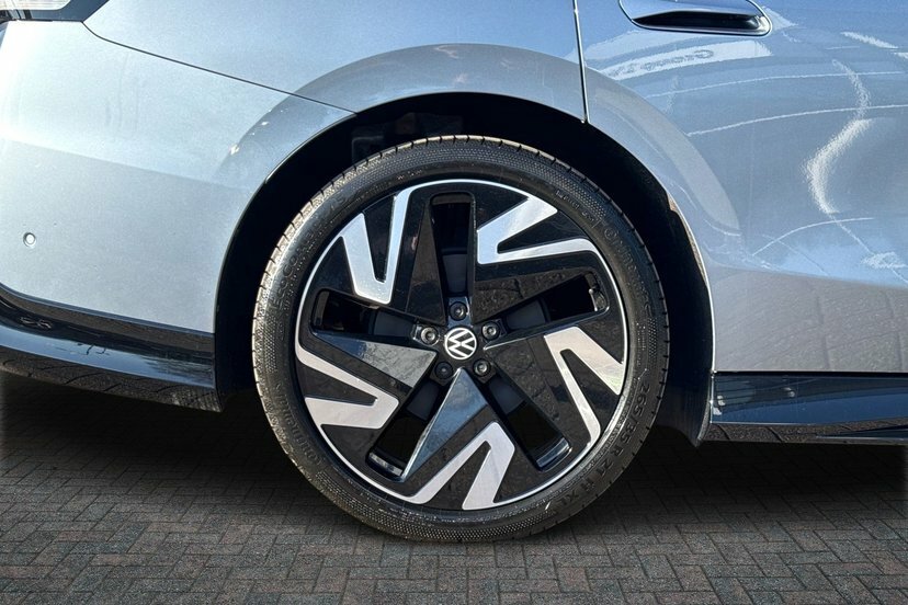 Volkswagen ID.7 Gtx 86Kwh Plus Tourer 4Motion 3 Black #5