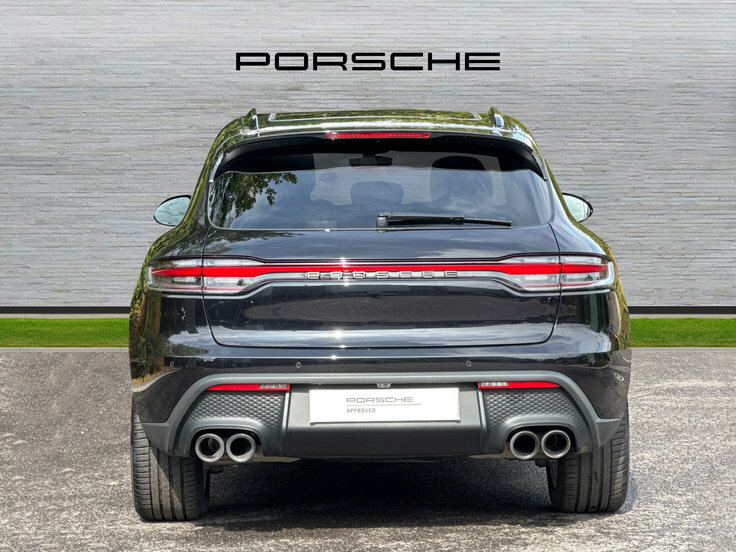 Porsche Macan 2.0T Suv Pdk 4Wd 265 Ps Black #4