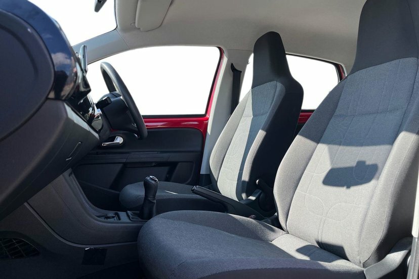 Volkswagen Up 1.0 Bluemotion Tech Move Up Hatchback Red #2