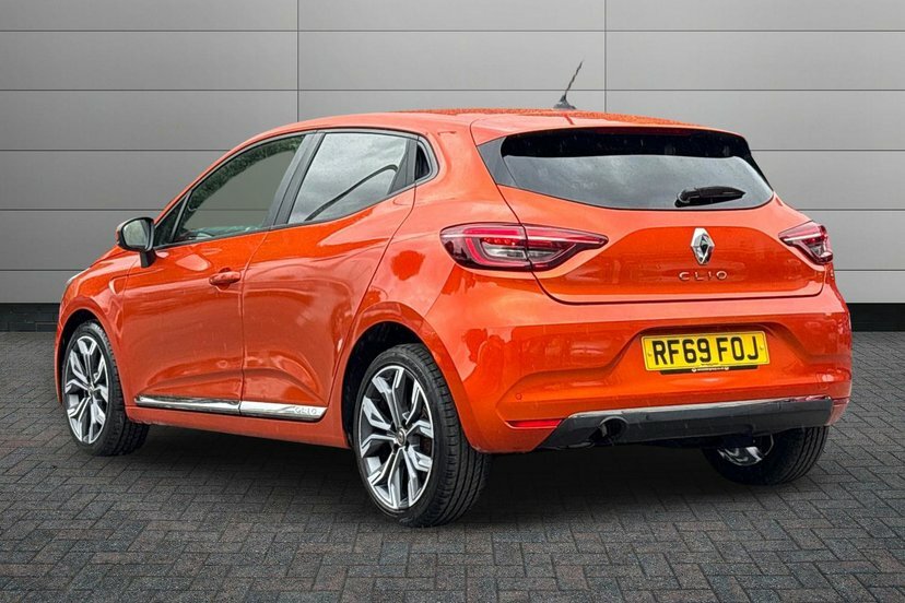 Renault Clio 1.0 Tce Iconic Hatchback 100 Ps Orange #3