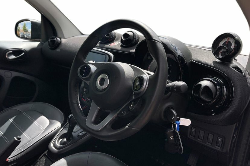 Smart Fortwo Coupe 17.6Kwh Prime Exclusive Coupe 2 Black #5