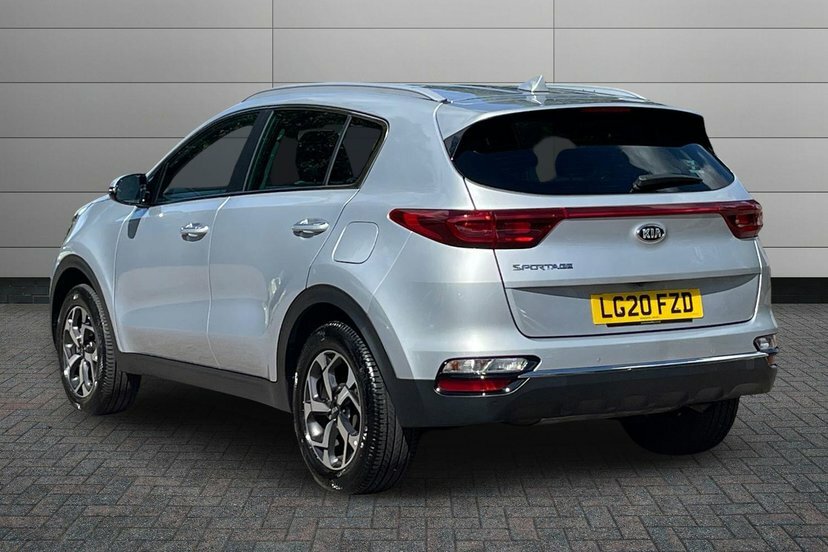Kia Sportage 1.6 Gdi 2 Suv 130 Bhp Silver #3