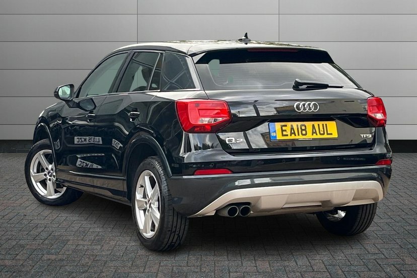 Audi Q2 1.4 Tfsi Cod Sport Suv S Tronic 150 Ps Black #3