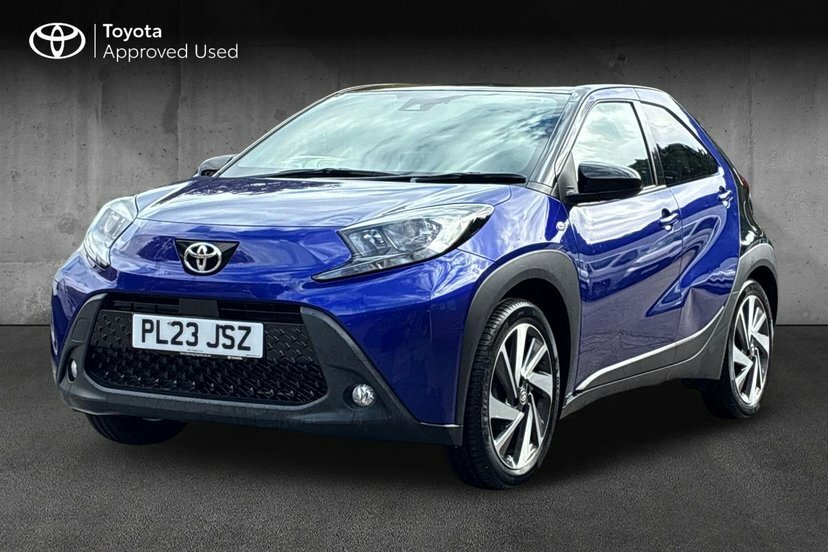 Toyota Aygo X 1.0 Vvt-i Edge Hatchback X-shift 72 Ps Black #3
