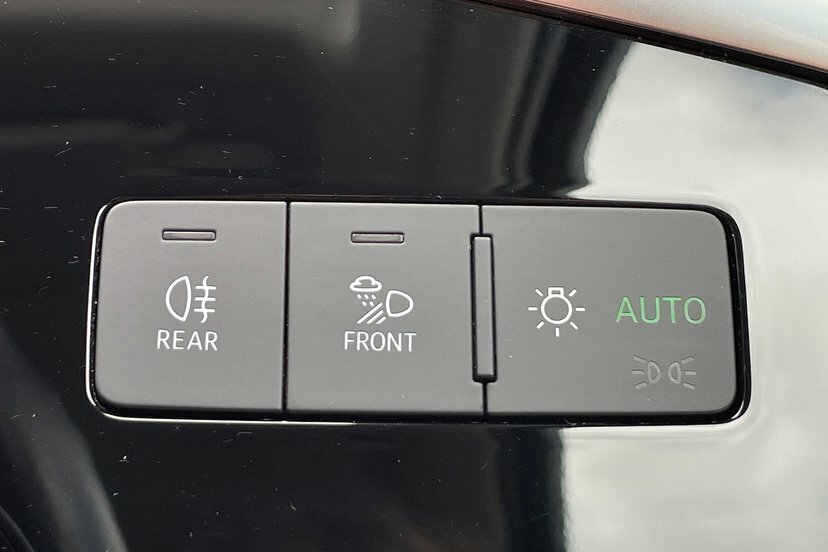 Audi Q3 S Line Black #24