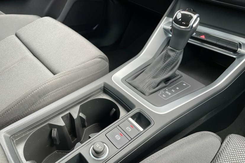 Audi Q3 S Line Black #15