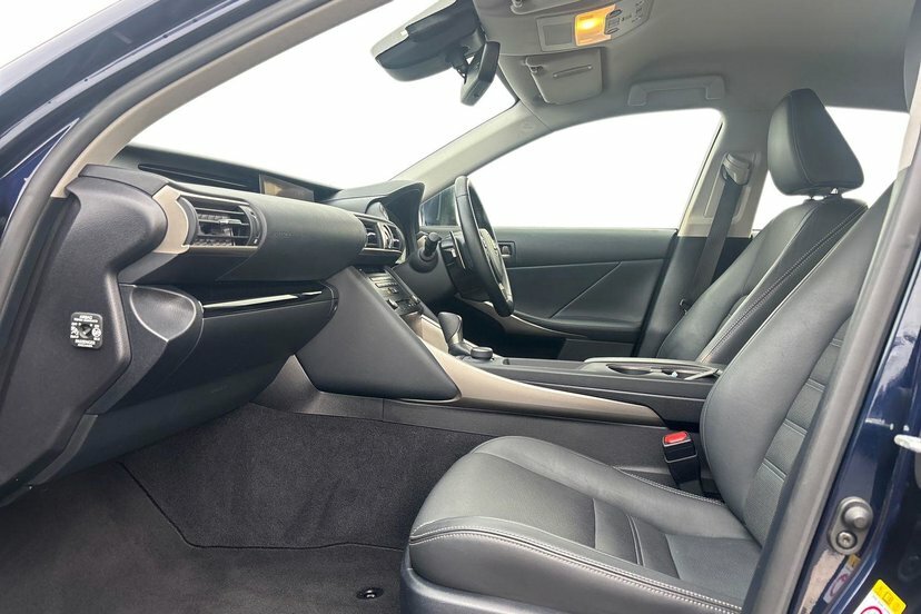 Lexus IS 2.5 300H Advance Saloon Hybrid E-cvt 2 Blue #2