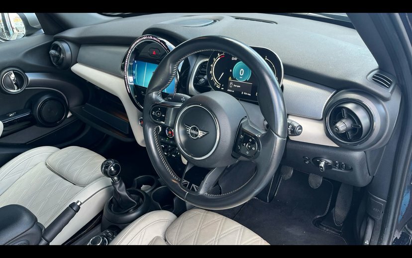 Mini Hatch 5-Door Hatch Cooper S Exclusive Black #6